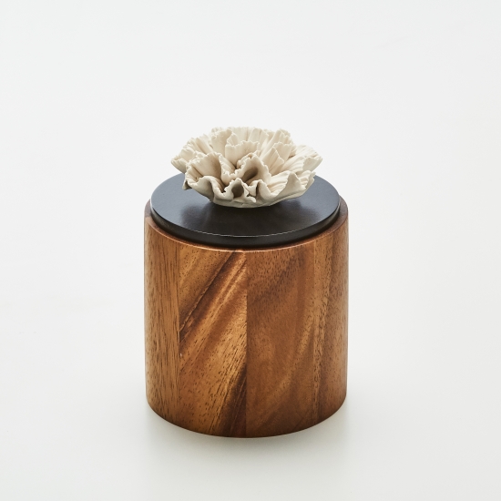 CYLA M | Decorative wooden box decorated with a porcelain flower