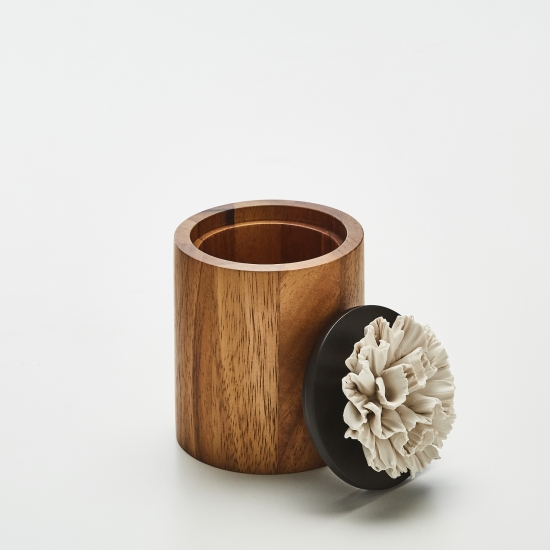 CYLA S | Boîte décorative en bois ornée d'une fleur en porcelaine