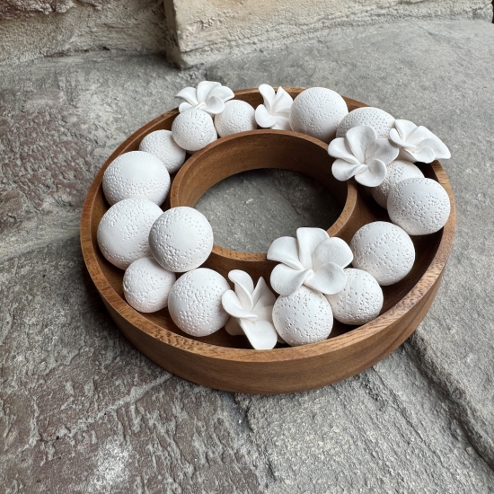 Diffuseur MOYO | Plateau garni à parfumer ,en bois d’acacia et céramique