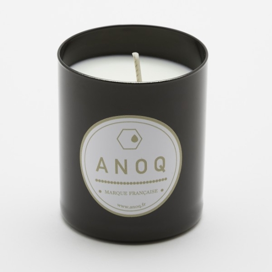 CARESSE POUDRÉE | Scented candle in black lacquered glass 180 grs