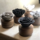 ŒILLET DU JAPON NOIR |  Ceramic and acacia wood fragrance diffuser