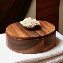 THUAN | Decorative acacia wood box decorated with a ceramic flower