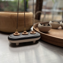 BUDA BLACK | Ceramic incense burner for the home